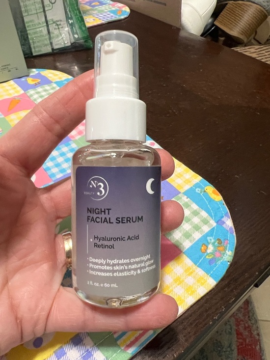 New Night Facial Serum with Hyaluronic Acid & Retinol — Purple - Picture 2 of 3